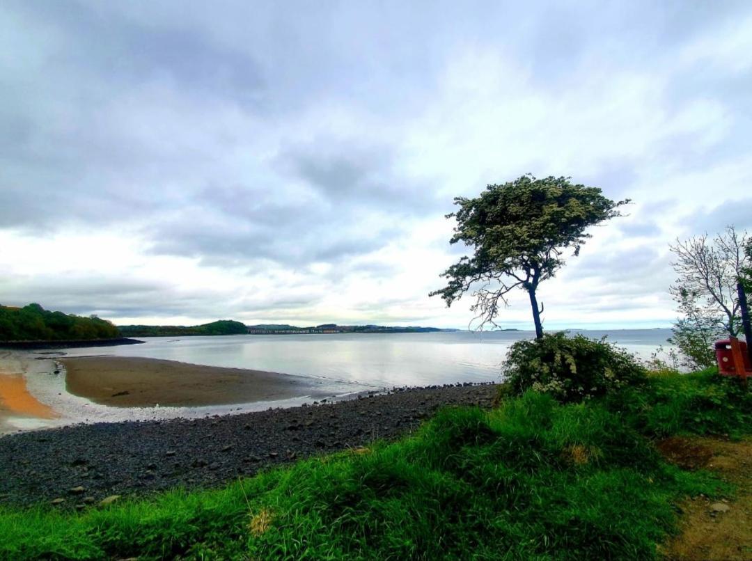 Three Bridges Waterfront Villa North Queensferry Rum bild